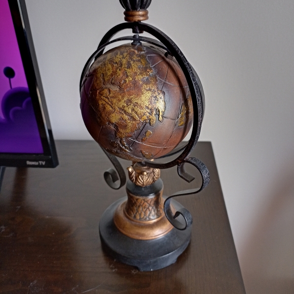 Rustic Globe Armillary Stand - Picture 4 of 5